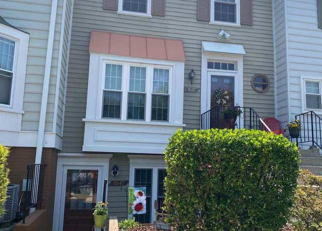 Property at 1547 Marlborough Ct, Crofton, MD 21114, 2 beds, 1 bath