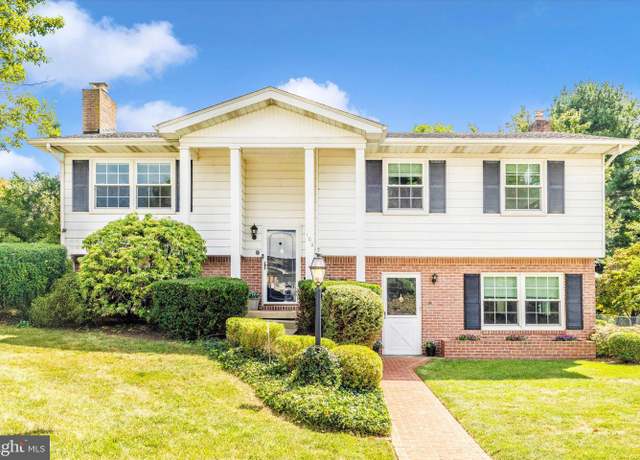 Property at 102 Larch Ln, Middletown, MD 21769, 4 beds, 3 baths