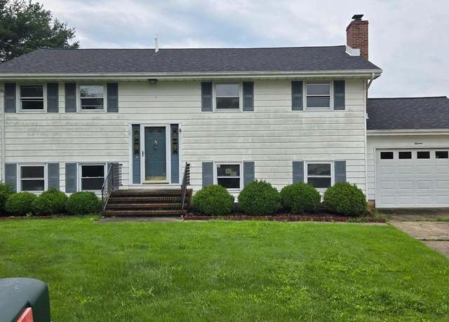 Property at 11 Kennedy Dr, Cookstown, NJ 08511, 5 beds, 3 baths
