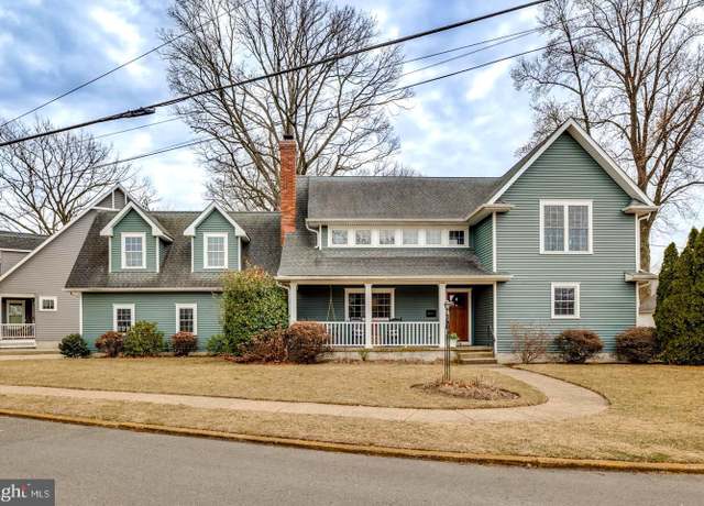 Property at 276 Manor Ave, Oaklyn, NJ 08107, 4 beds, 2.5 baths