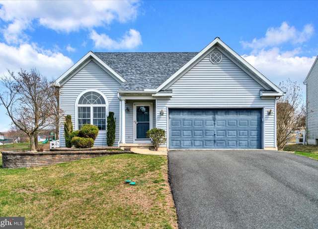 Property at 9 Laurel Woods, Shillington, PA 19607, 4 beds, 3.5 baths
