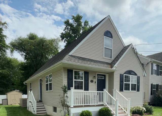 Property at 747 Elm Ave, Langhorne, PA 19047, 4 beds, 2 baths
