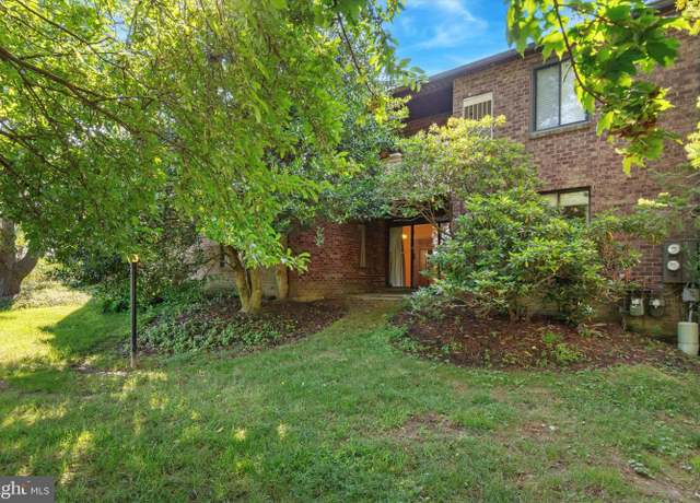 Property at 204 Mountainview Dr #204, Chesterbrook, PA 19087, 2 beds, 2 baths