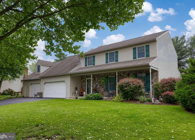 Property at 1015 Flagstone Ct, Lancaster, PA 17603, 4 beds, 2.5 baths