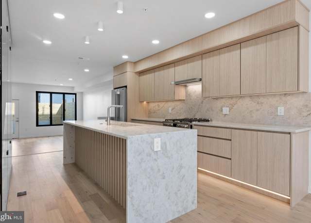 Property at 1619 N 3rd St, Philadelphia, PA 19122, 4 beds, 4 baths