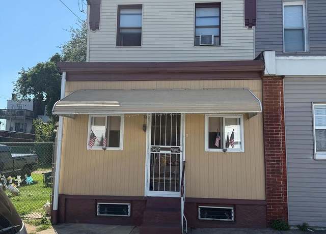 Property at 5040 Comly St, Philadelphia, PA 19135, 3 beds, 1 bath