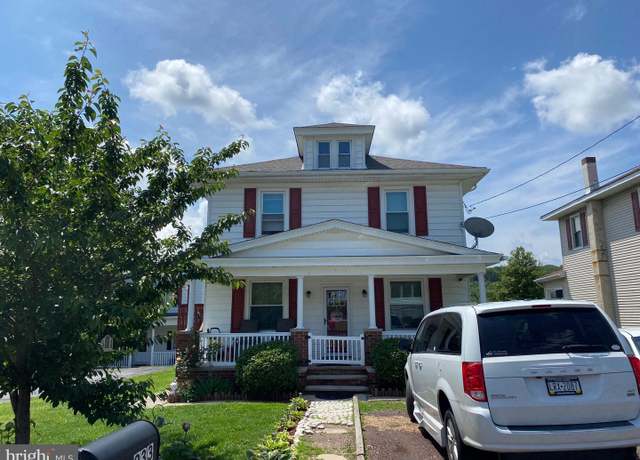 Property at 933 Barnesville Dr, Barnesville, PA 18214, 5 beds, 2 baths