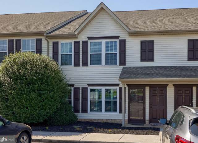 Property at 420-A Buttonwood Ln Unit 420A, York, PA 17406, 2 beds, 1.5 baths