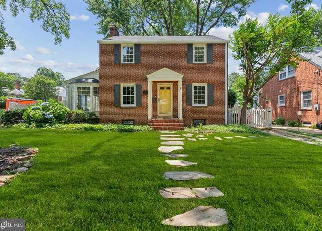 Property at 962 N Potomac St, Arlington, VA 22205, 3 beds, 2 baths