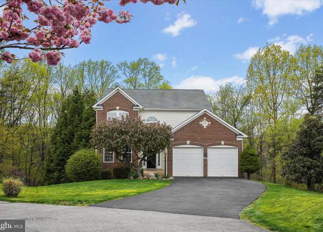 Property at 8480 Catia Ln, Springfield, VA 22153, 5 beds, 3.5 baths