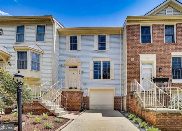 Property at 9009 Marie Ct, Lorton, VA 22079, 3 beds, 2.5 baths