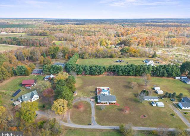 Property at 15617 Mockingbird Ln, King George, VA 22485, 5 beds, 3 baths