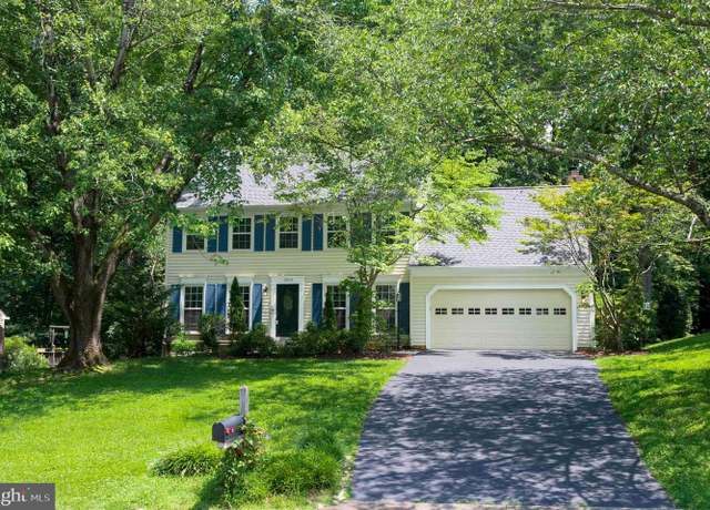 Property at 12161 Darnley Rd, Woodbridge, VA 22192, 4 beds, 3.5 baths