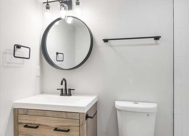 Property at 2509 Harlem Ave, Baltimore, MD 21216, 5 beds, 4.5 baths