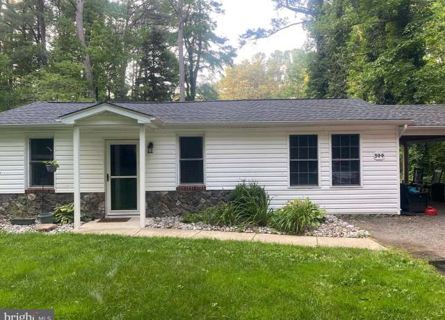 Property at 344 Oak Dr, Lusby, MD 20657, 2 beds, 1 bath