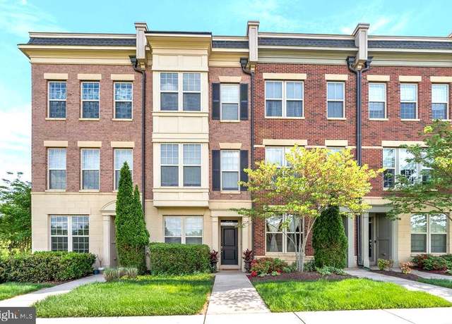 Property at 820 Fair Winds Way #285, Oxon Hill, MD 20745, 4 beds, 4.5 baths