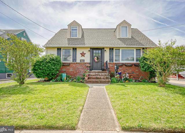 Property at 831 Shadeland Ave, Burlington, NJ 08016, 4 beds, 1 bath