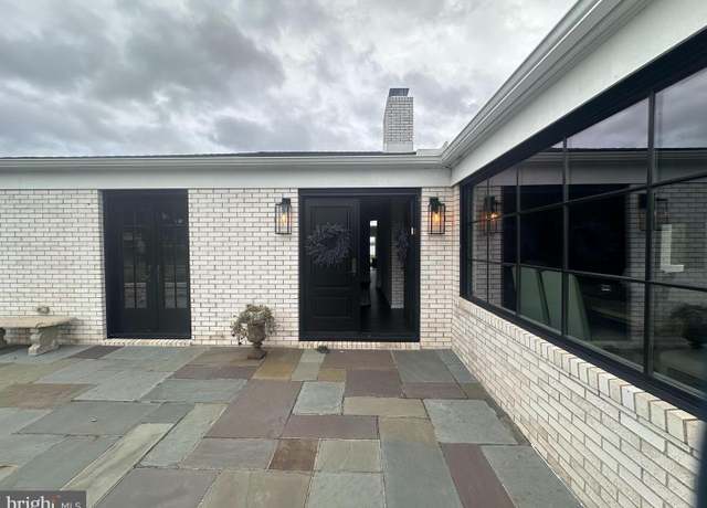 Property at 88 Church Landing Rd, Pennsville, NJ 08070, 3 beds, 2.5 baths