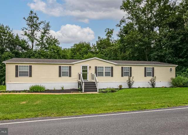 Property at 2 Irish Mountain Rd, Temple, PA 19560, 4 beds, 2 baths