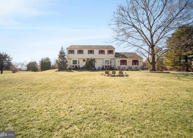 Property at 183 Firecreek Rd, Newtown, PA 18940, 5 beds, 2.5 baths