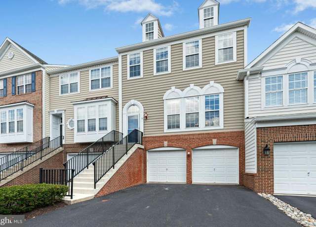 Property at 9 Cornerstone Ct, Doylestown, PA 18901, 4 beds, 3.5 baths
