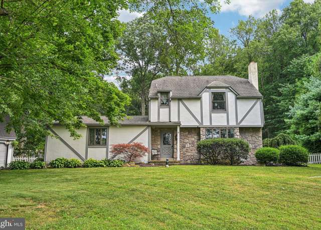 Property at 902 Mount Pleasant Rd, Pottstown, PA 19465, 4 beds, 2.5 baths