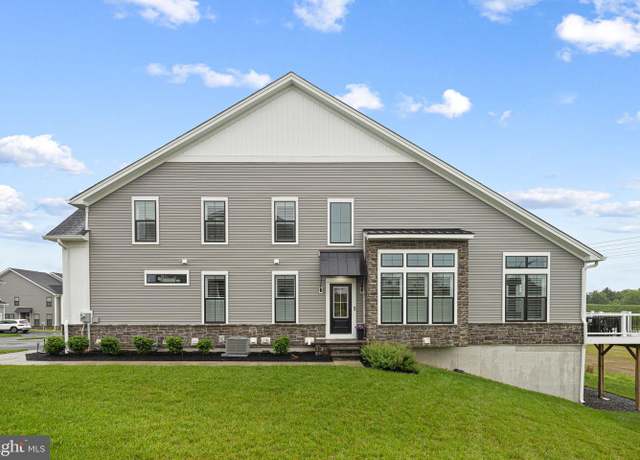 Property at 71 Tamarack Cir, Eagleville, PA 19403, 3 beds, 2.5 baths