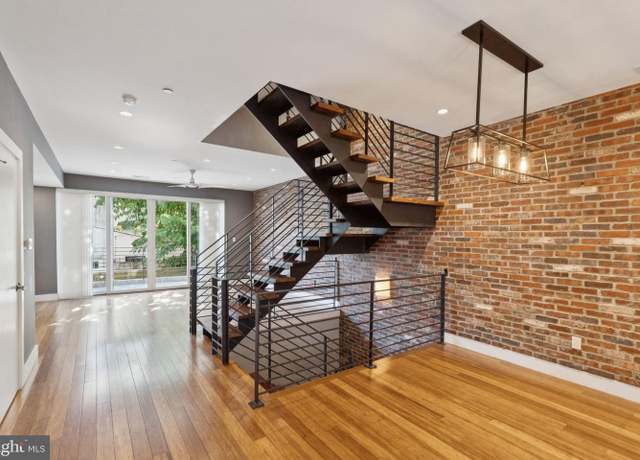 Property at 1007 S 17th St, Philadelphia, PA 19146, 4 beds, 3.5 baths