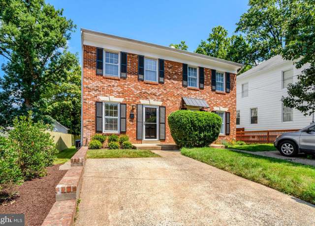 Property at 202 Laverne Ave, Alexandria, VA 22305, 2 beds, 2 baths