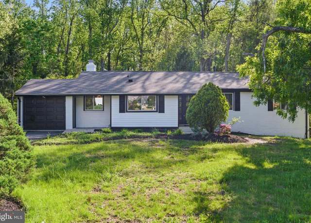 Property at 4838 Randolph Dr, Annandale, VA 22003, 4 beds, 3 baths