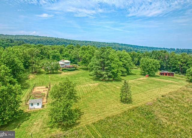 Property at 16967 Wilsons Gap Rd, Round Hill, VA 20141, 3 beds, 3 baths