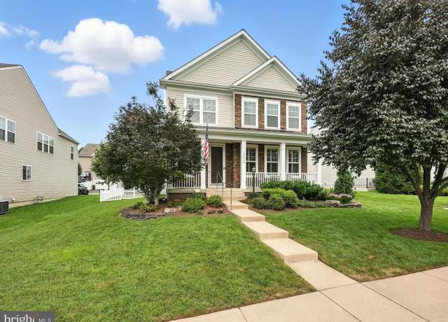 Property at 15318 Maribelle Pl, Woodbridge, VA 22193, 4 beds, 3.5 baths