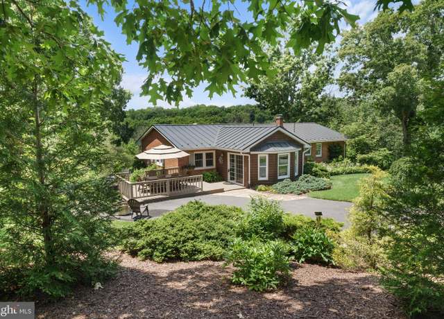 Property at 1483 Tea Berry Rd, Toms Brook, VA 22660, 3 beds, 2.5 baths