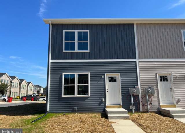 Property at 122 Marineris Cir, Martinsburg, WV 25405, 3 beds, 2.5 baths
