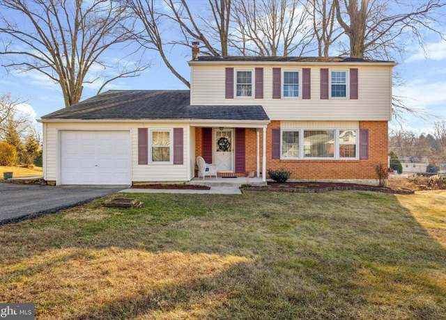 Property at 2228 Lancashire Dr, Wilmington, DE 19810, 4 beds, 2.5 baths