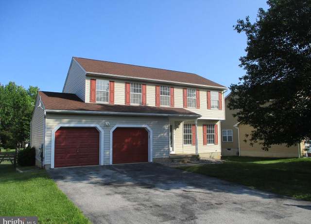 Property at 208 Yosemite Dr, Bear, DE 19701, 4 beds, 2.5 baths