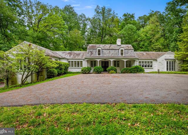 Property at 7 Caveswood Ln, Owings Mills, MD 21117, 5 beds, 3.5 baths