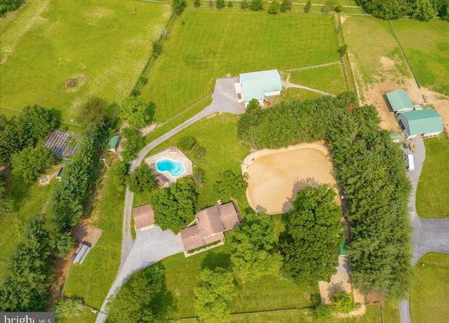 Property at 10216 Fountain School Rd, Union Bridge, MD 21791, 3 beds, 3.5 baths