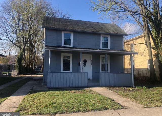 Property at 629 E Quince St, Vineland, NJ 08360, 3 beds, 1 bath