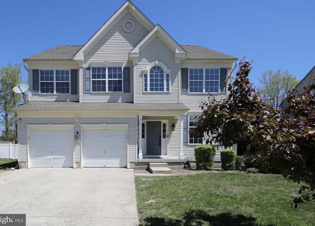 Property at 4 Conifer Way, Sicklerville, NJ 08081, 4 beds, 2.5 baths
