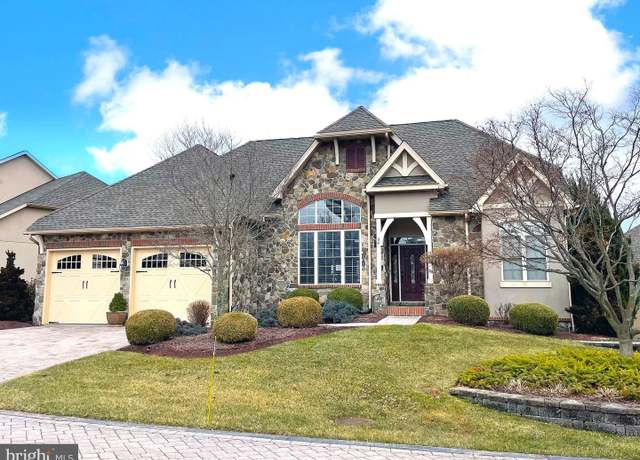 Property at 64 Garrison Falls Dr, Gettysburg, PA 17325, 4 beds, 3 baths