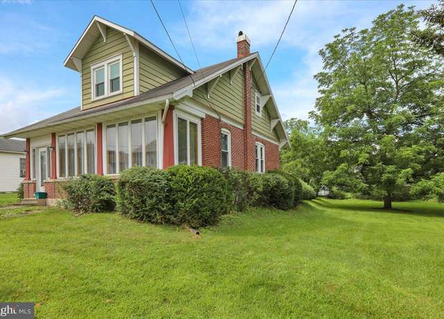Property at 105 Main St, Lyon Station, PA 19536, 3 beds, 1 bath