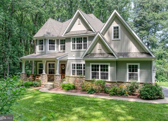 Property at 6206 Poplar Path, Elizabethtown, PA 17022, 4 beds, 2.5 baths