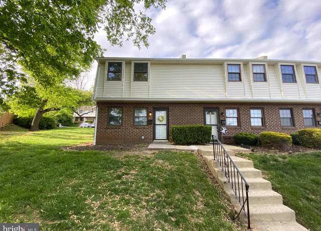 Property at 231 Holly Dr, King Of Prussia, PA 19406, 2 beds, 1.5 baths