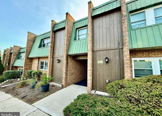 Property at 118 Meadowview Ln #118, Mont Clare, PA 19453, 3 beds, 1 bath