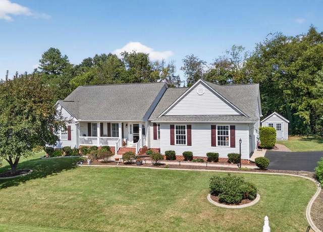 Property at 275 Roper Dr, Bowling Green, VA 22427, 3 beds, 2 baths