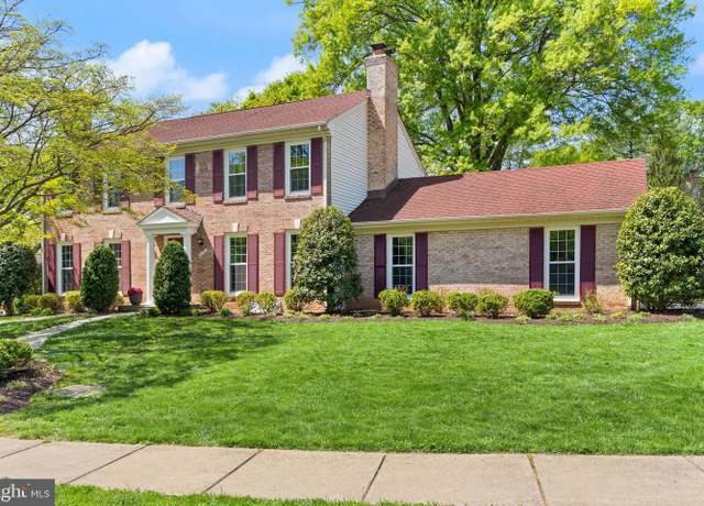 Property at 1230 Stoneham Ct, Mclean, VA 22101, 5 beds, 2.5 baths