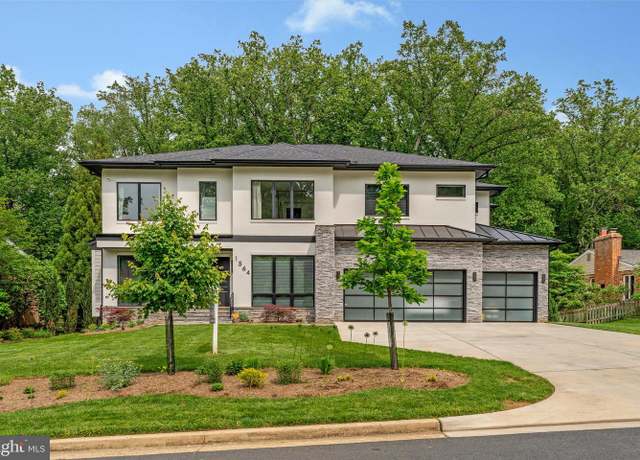 Property at 1564 Forest Villa Ln, Mclean, VA 22101, 6 beds, 6.5 baths