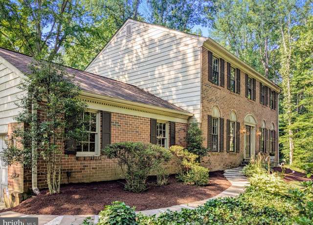 Property at 11017 Highridge St, Fairfax Station, VA 22039, 4 beds, 2.5 baths