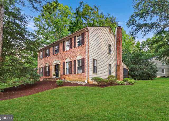 Property at 11017 Highridge St, Fairfax Station, VA 22039, 4 beds, 2.5 baths
